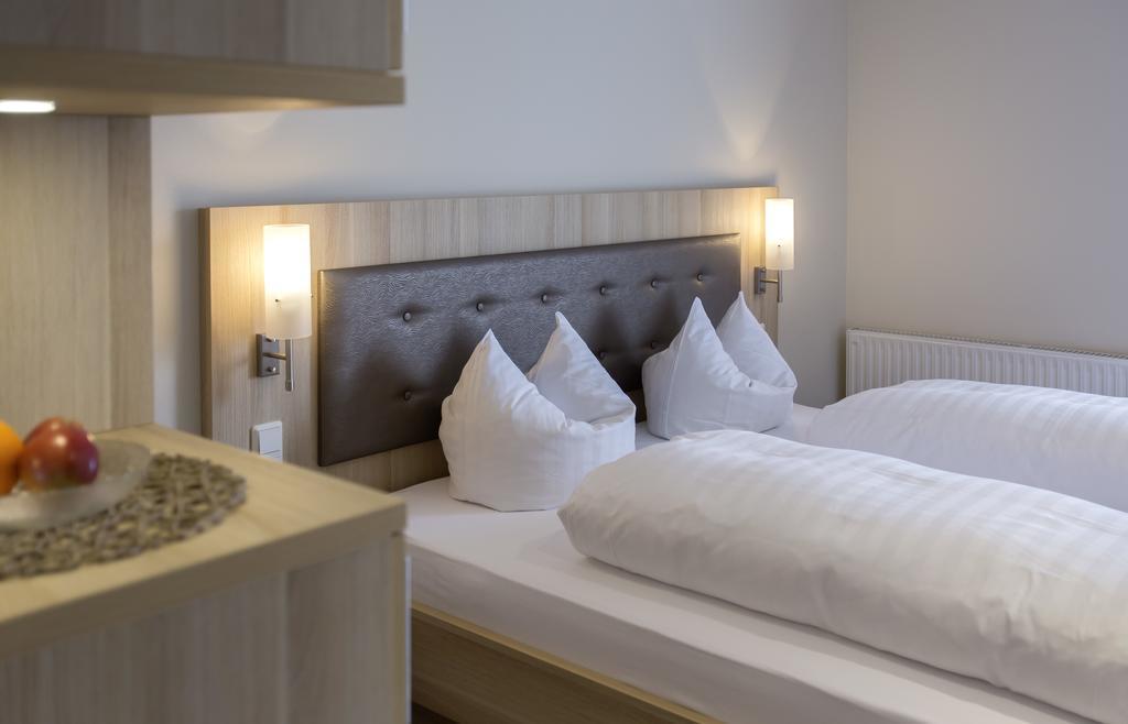 Hotel-Restaurant Birkenhof Bad Soden-Salmünster Екстериор снимка